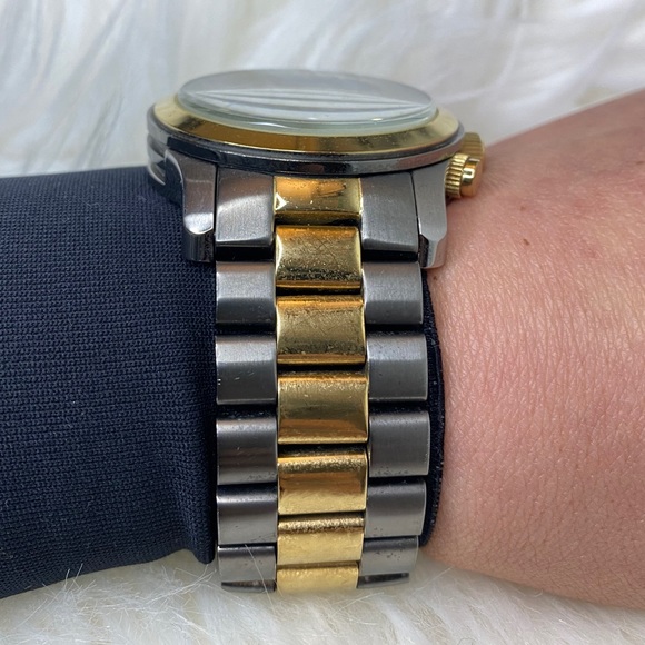 Michael Kors Men’s Gunmetal Chronograph Watch - Picture 4 of 7